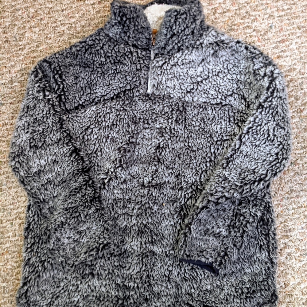 NWOT Girls Sherpa pullover Size Med 9/10